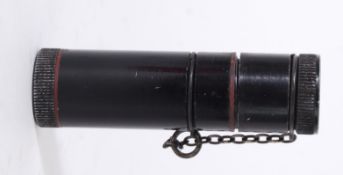 LIGHTER: An original German issue service cigarette lighter,