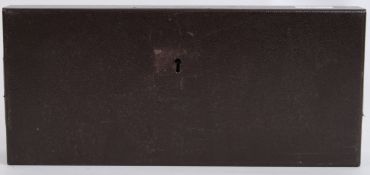 SAFE: An unusual locking gun / handle safe. Complete with keys. 36cm long.