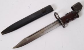 BAYONET: No.7 MK. I/L Lee Enfield No.4 Rifle Bayonet. 31cm long.