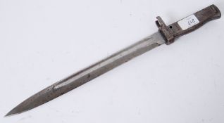 BAYONET: An original WWI First World War era German Ersatz bayonet. No scabbard. Approx 44cm long.