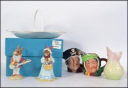 CERAMICS: A collection of assorted ceramics to include a Coalport boxed basket,