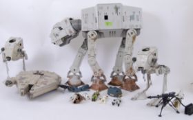 STAR WARS; A collection of vintage and 1