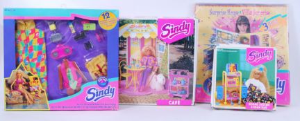 SINDY; A collection of 4x Sindy doll pla