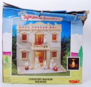 SYLVANIAN FAMILIES; An original Sylvania