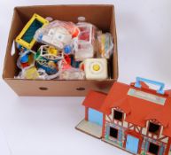 FISHER PRICE: A collection of loose vint