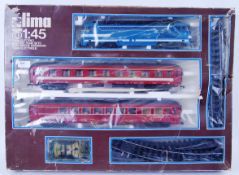 LIMA 0 GAUGE; A rare Lima 0 Gauge 1:45 scale model railway trainset set, within the original box.