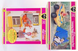 SINDY; Two vintage 1970's Pedigree made Sindy house accessories;