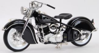 INDIAN 348: A good boxed 1:16 scale diecast model Indian 348 (1948) motorcycle.