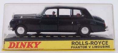 DINKY: An original vintage Dinky 152 diecast model Rolls Royce Phantom V Limousine..