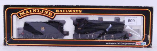 MAINLINE: A 00 gauge Mainline Railways railway trainset locomotive 37091 Mogul locomotive and