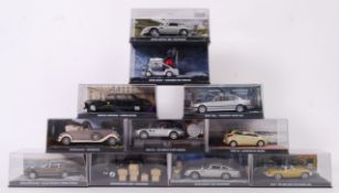 EAGLEMOSS JAMES BOND: A good collection of 11x Eaglemoss made James Bond 007 diorama diecast model