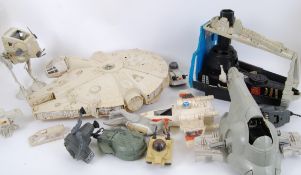 STAR WARS: A collection of assorted vintage Kenner / Palitoy Star Wars action figure vehicles to