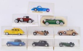 SOLIDO: A large collection (approx 30x) diecast model 1:43 scale Solido cars - mostly classic /