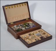 A modern jewellery casket of 2 layers co