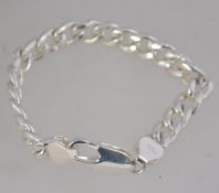 A silver 925 gentlemans belcher linked bracelet with clasp being marked 925. Weight 38.