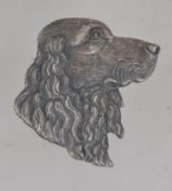 A vintage figural brooch pin of a spaniel with C clasp. Measures 3.3cms.