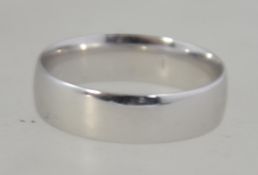 A 12k white gold band ring. Unmarked but tests as 12ct gold. Size N.5 / Weight 3.