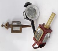 CARRIAGE LAMPS: A collection of 3x antique / vintage carriage lamps.