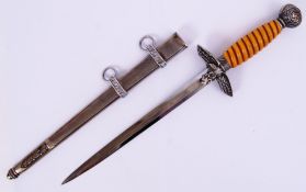 LUFTWAFFE DAGGER: An original WWII Second World War Luftwaffe Gustav Spitzer pattern dagger,