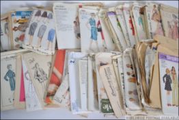 A good collection of retro dress patterns and templates