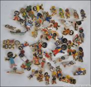 An excellent collection of enamel badges - Robertsons gollies / gollywogs,