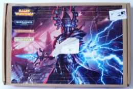 WARHAMMER: A collection of 4x unopened W