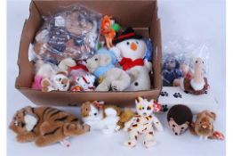 BEANIE BABIES: A large collection (appro