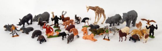 BRITAINS: A good selection of vintage Br