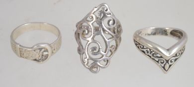 3 silver ladies vintage 20th century rings.