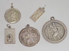 A collection of silver 925 St Christopher necklace pendants together with a Virgo pendant.