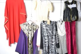 10x COSTUMES: Mixed group of 10 costumes