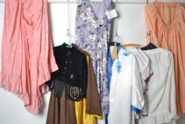 10x COSTUMES: Mixed group of 10 costumes