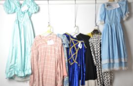 10x COSTUMES: a group of 10 costumes / o