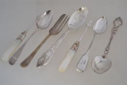 2 silver hallmarked teaspoons,