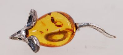 A 925 silver figural brooch pin in the f