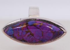 A 925 silver ring set with a maquise col