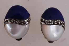 A pair of 925 silver clip-on earrings se
