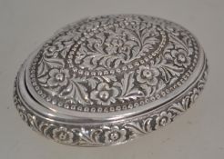 An eastern silver snuff box having squee