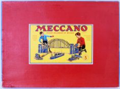 MECCANO: