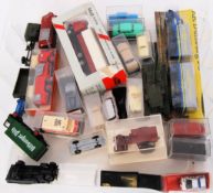 00 GAUGE VEHICLES: