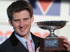 A morning for 2 people, with the successful racehorse trainer Neil Mullholland,