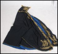A full size cape / cloak,