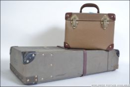 A vintage 20th century laundry case with notation to the front for Bath Steam Laundry Co Ltd Lower