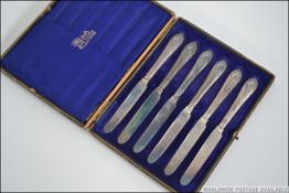 A boxed set of silver handled fruit - desert Allen & Darwin -Charles James Allen & Sidney Darwin,