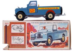 BRITAINS: An original vintage Britains diecast model 9676 Land Rover.