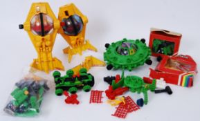 BRITAINS SPACE: A collection of assorted vintage Britains Space related toys to include 2x