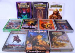 DUNGEONS & DRAGONS: A large collection of assorted vintage Dungeons & Dragons role playing games /