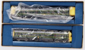 LILIPUT: A pair of original Liliput 00 gauge railway trainset locomotives. 1025A and 1025B.