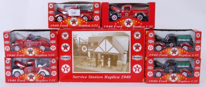 TEXACO: A collection of Texaco issued diecast models x6 along with the Texaco Service Station
