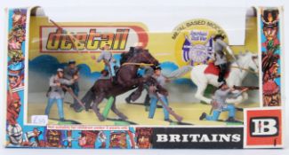 BRITAINS: An original vintage Britains ex-shop stock Deetail set ' Indians 7545 '.